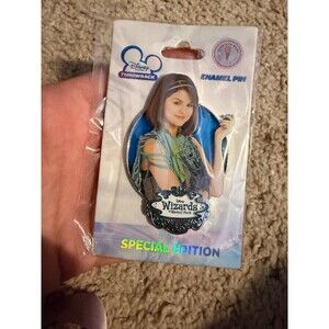 PALM Wizards of Wavely Place - Alex Russo Version A Stained Glass Jumbo blue